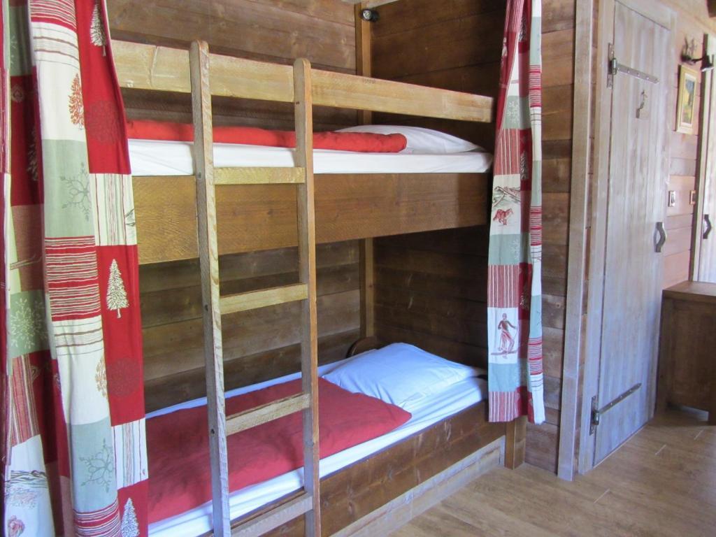 Auberge Des Skieurs La Bresse Ruang foto