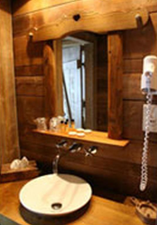Auberge Des Skieurs La Bresse Ruang foto